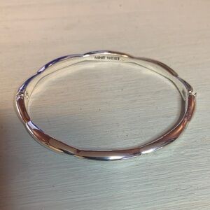 Nine West Silver Tone Scalloped Edge Bracelet